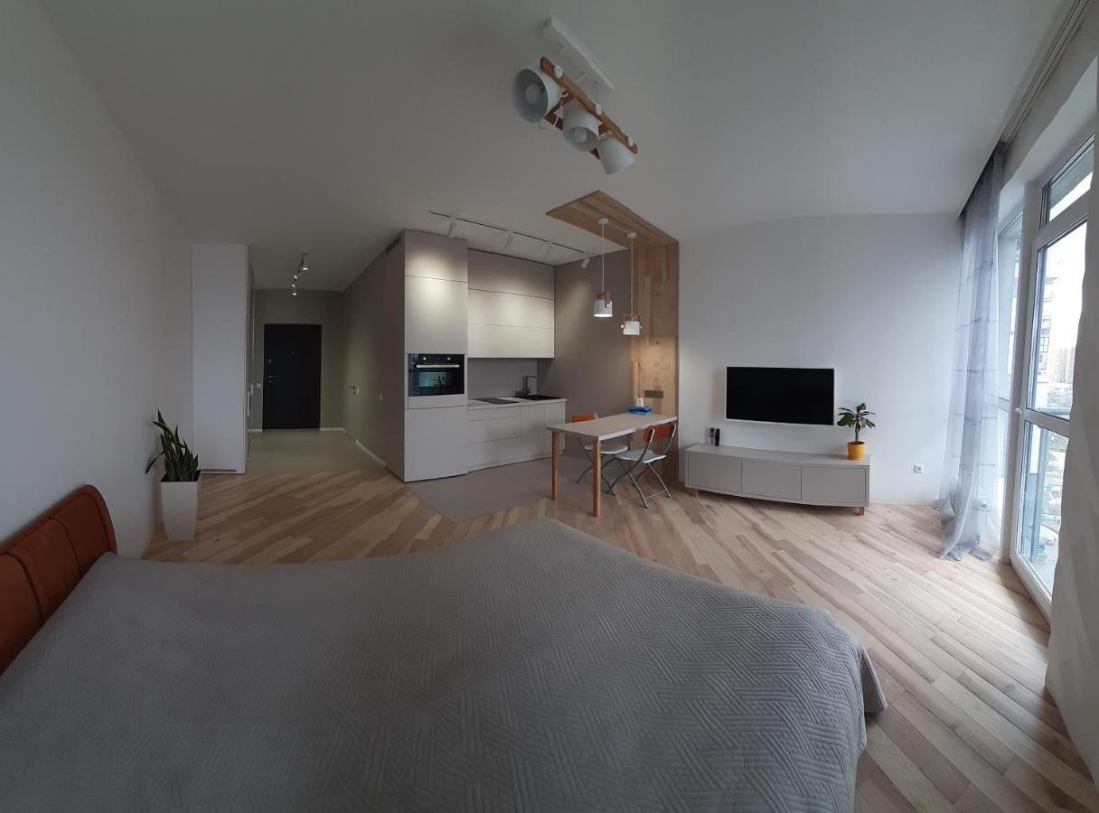 Appartamento Новая Эко-Квартира У Метро Славутич Kiev Esterno foto